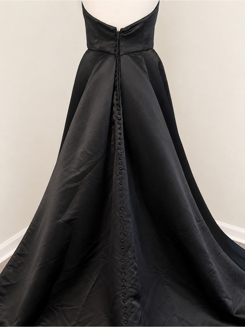 Strapless Black Wedding Gown - Picture 3 of 4